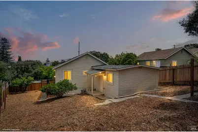 2266 Monterey Avenue, Martinez, CA 94553 - Photo 21
