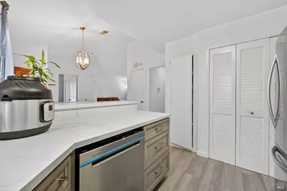 810 Dover, Hercules, CA 94547 - Photo 11