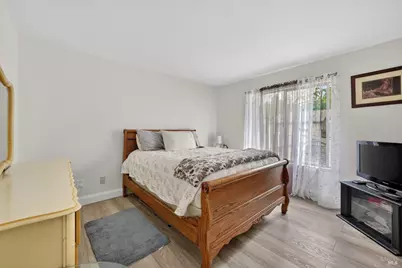 810 Dover, Hercules, CA 94547 - Photo 11