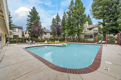 810 Dover, Hercules, CA 94547 - Photo 23
