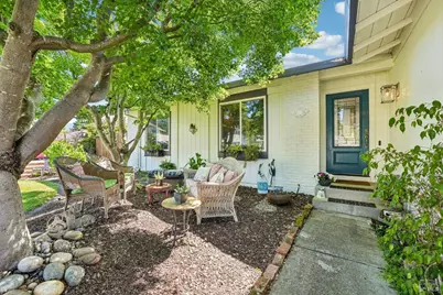 911 Hudis Street, Rohnert Park, CA 94928 - Photo 5