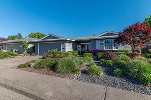 343 Belhaven Cir, Santa Rosa, CA 95409 - Photo 43