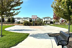 7461 Walker Wy, Rohnert Park, CA 94928 - Photo 15