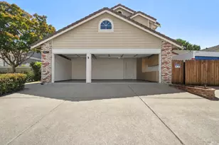 307 Bluebell Ct, Vacaville, CA 95687 - Photo 3