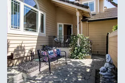 307 Bluebell Court, Vacaville, CA 95687 - Photo 5