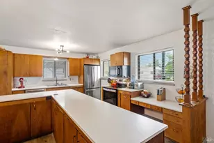 351 Warren Dr, Ukiah, CA 95482 - Photo 5