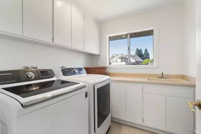 2015 Stonefield Lane, Santa Rosa, CA 95403 - Photo 27