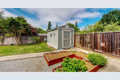 879 Yulupa Avenue, Santa Rosa, CA 95405 - Photo 65