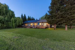 14631 Kinley Dr, Healdsburg, CA 95448 - Photo 5