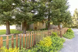 14631 Kinley Dr, Healdsburg, CA 95448 - Photo 39