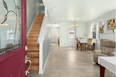 2556 N Village Drive, Santa Rosa, CA 95403 - Photo 5