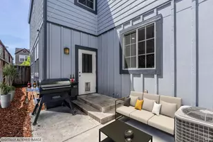 2556 N Village Dr, Santa Rosa, CA 95403 - Photo 23