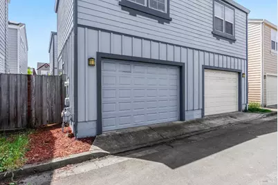 2556 N Village Drive, Santa Rosa, CA 95403 - Photo 25