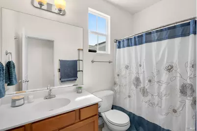 2556 N Village Drive, Santa Rosa, CA 95403 - Photo 19