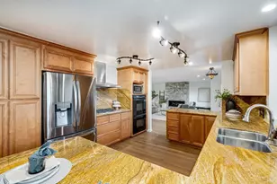 1365 W L St, Benicia, CA 94510 - Photo 11