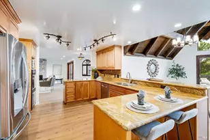 1365 W L St, Benicia, CA 94510 - Photo 13