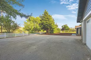 6370 Bloomfield Rd, Petaluma, CA 94952 - Photo 35