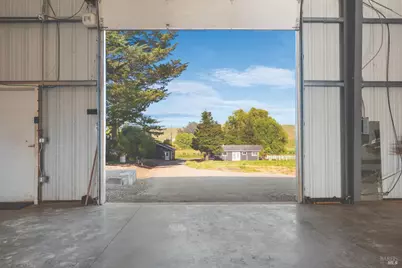6370 Bloomfield Road, Petaluma, CA 94952 - Photo 23