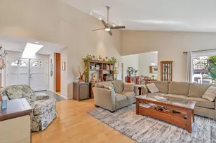9489 Vinecrest Rd, Windsor, CA 95492 - Photo 11
