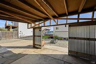 12521 Lakeshore Dr, Clearlake, CA 95422 - Photo 27