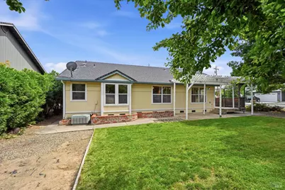 18057 Spyglass Road, Hidden Valley Lake, CA 95467 - Photo 27