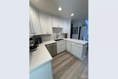 135 Nantucket Cove, San Rafael, CA 94901 - Photo 27
