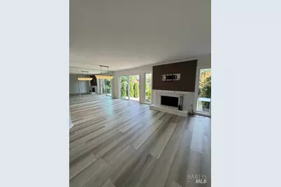 135 Nantucket Cove, San Rafael, CA 94901 - Photo 3