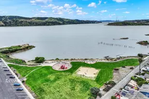 921 W K St, Benicia, CA 94510 - Photo 3