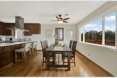 921 W K Street, Benicia, CA 94510 - Photo 11