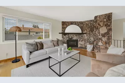 921 W K Street, Benicia, CA 94510 - Photo 5