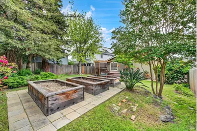 921 W K Street, Benicia, CA 94510 - Photo 53