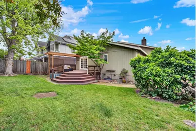 921 W K Street, Benicia, CA 94510 - Photo 51