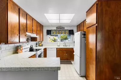 1172 Cayetano Drive, Napa, CA 94559 - Photo 19