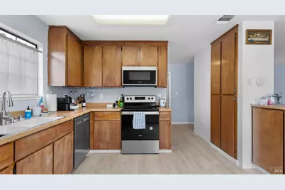 500 Thomas Circle, Suisun City, CA 94585 - Photo 17