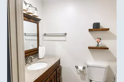 900 Southampton Road #48, Benicia, CA 94510 - Photo 5