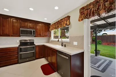106 Revere Court, Vacaville, CA 95687 - Photo 19