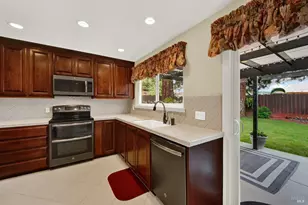 106 Revere Ct, Vacaville, CA 95687 - Photo 19
