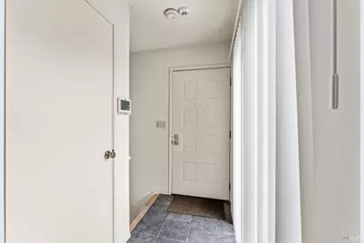 61 Anair Way, Oakland, CA 94605 - Photo 5