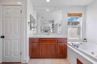 1433 Birdie Drive, Windsor, CA 95492 - Photo 27
