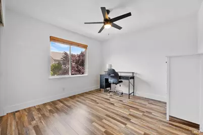 1433 Birdie Drive, Windsor, CA 95492 - Photo 33