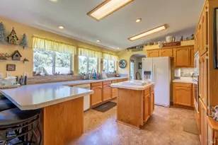 25101 Charlene Ln, Cleone, CA 95437 - Photo 9
