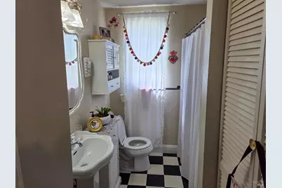 150 W 8th Street, Santa Rosa, CA 95401 - Photo 9