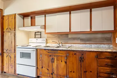 2600 Lakeshore Boulevard, Upper Lake, CA 95485 - Photo 19