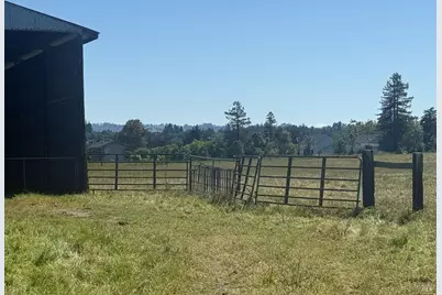 5820 Hall Road, Santa Rosa, CA 95401 - Photo 33