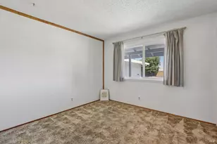331 E Pacific Ave, Fairfield, CA 94533 - Photo 35