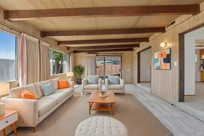 331 E Pacific Avenue, Fairfield, CA 94533 - Photo 5