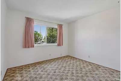 331 E Pacific Avenue, Fairfield, CA 94533 - Photo 37