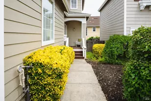143 McNear Cir, Petaluma, CA 94952 - Photo 3