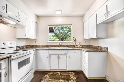 17326 Hillside Avenue, Sonoma, CA 95476 - Photo 13