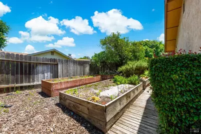 3012 Chestnut Court, Fairfield, CA 94533 - Photo 59
